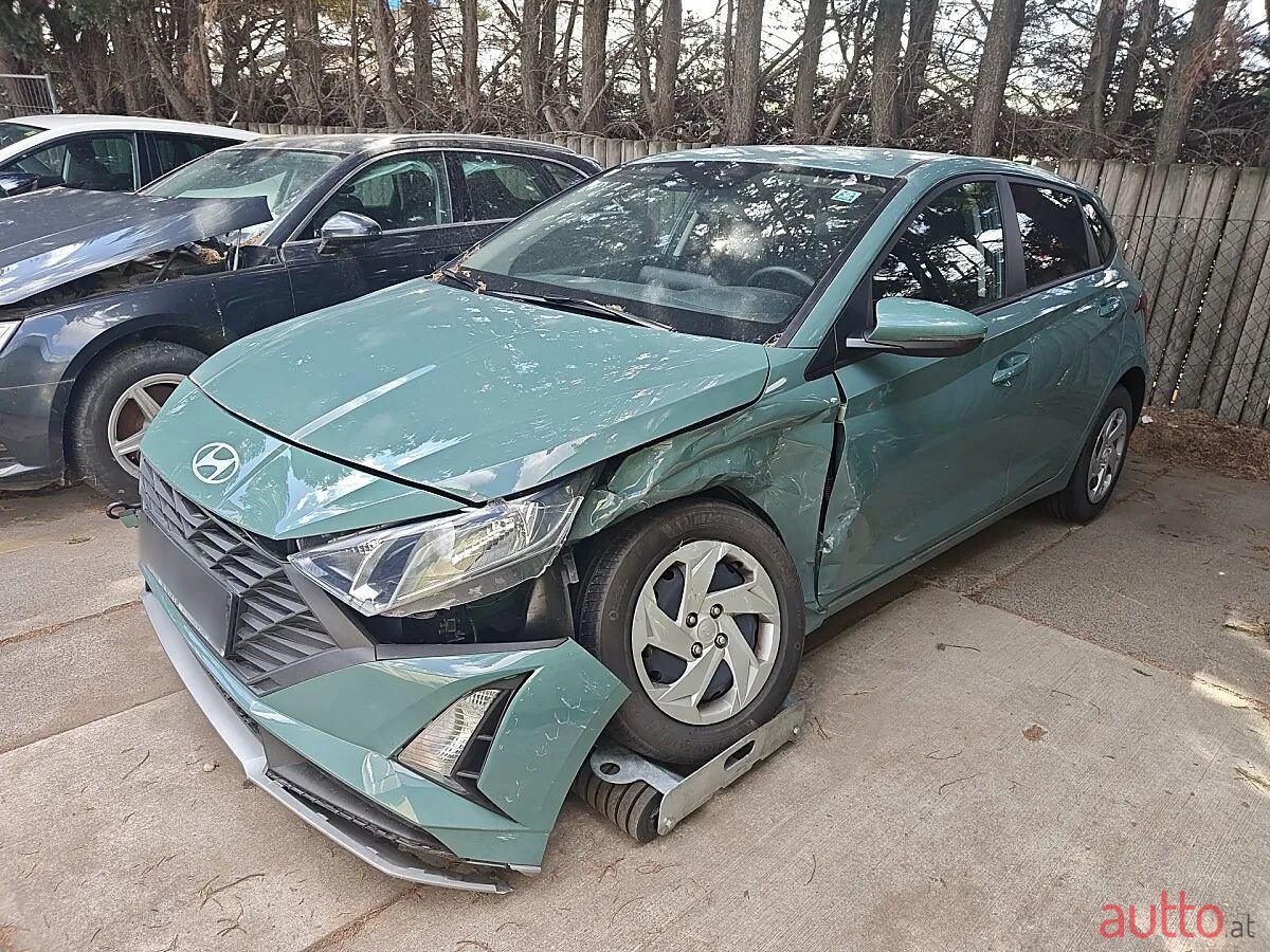 2024' Hyundai i20 photo #3