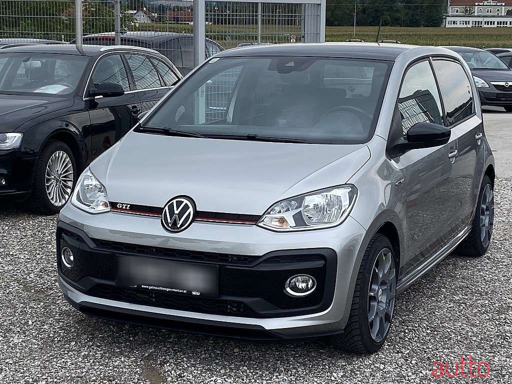 2020' Volkswagen Up! photo #1