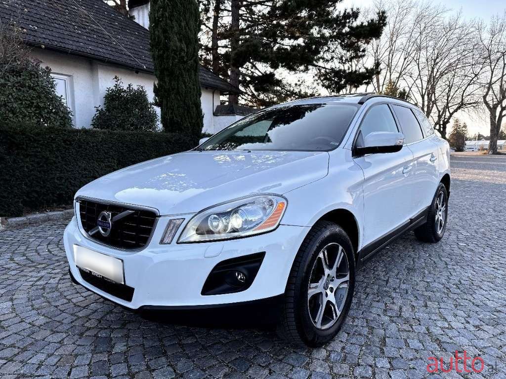 2010' Volvo XC60 photo #1