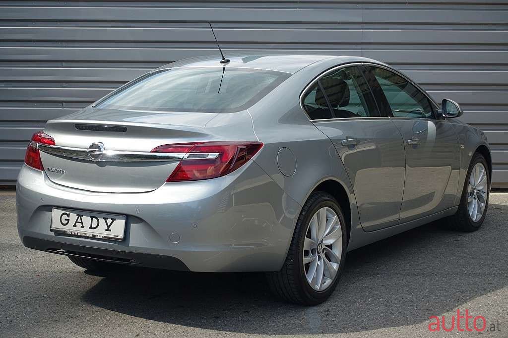 2015' Opel Insignia photo #5