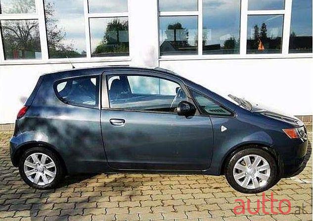 2011' Mitsubishi Colt photo #1