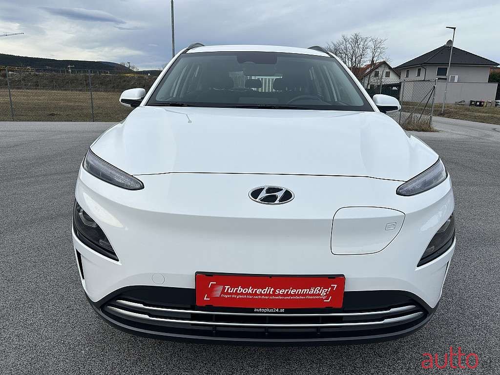 2021' Hyundai Kona photo #1