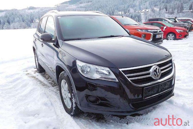 2008' Volkswagen Tiguan photo #1