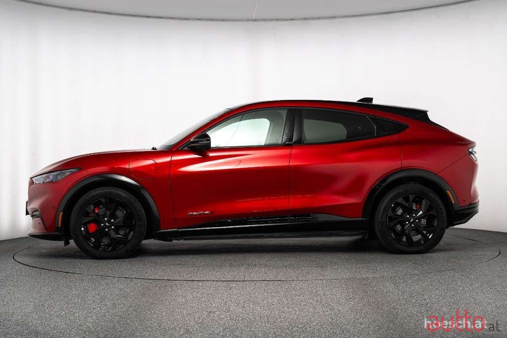 2024' Ford Mustang Mach-E photo #3