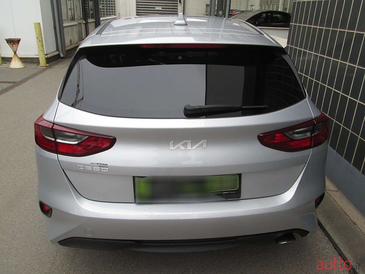 2022' Kia Ceed photo #6