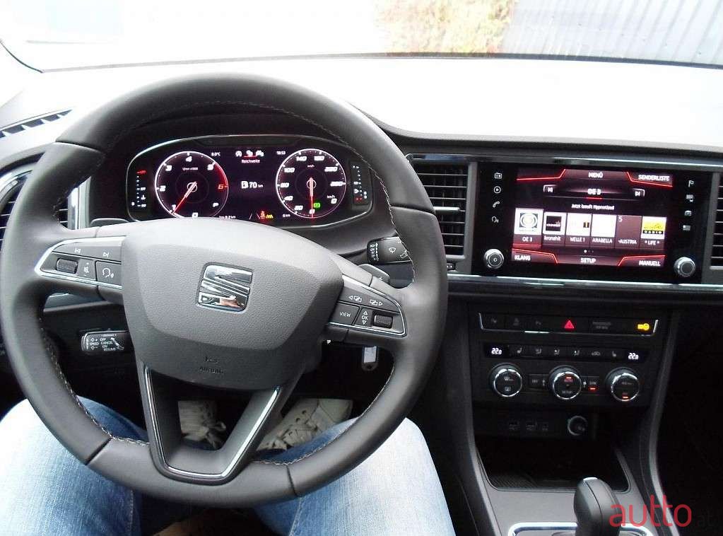 2020' SEAT Ateca photo #2