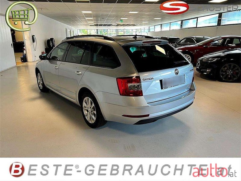 2019' Skoda Octavia photo #4