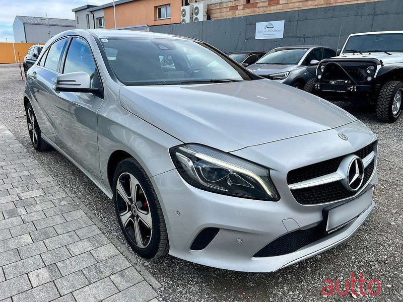 2017' Mercedes-Benz A-Klasse photo #6