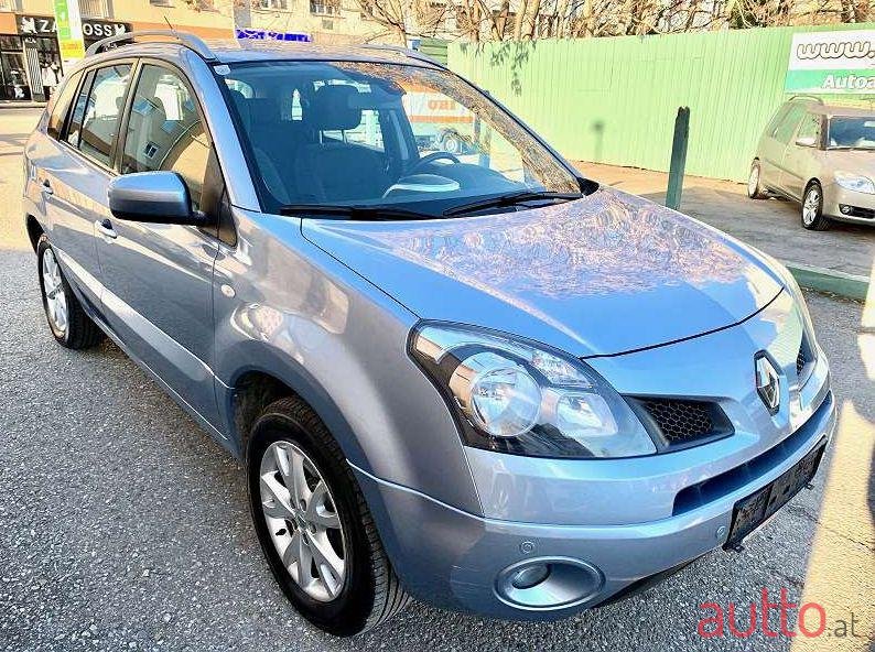 2009' Renault Koleos photo #3