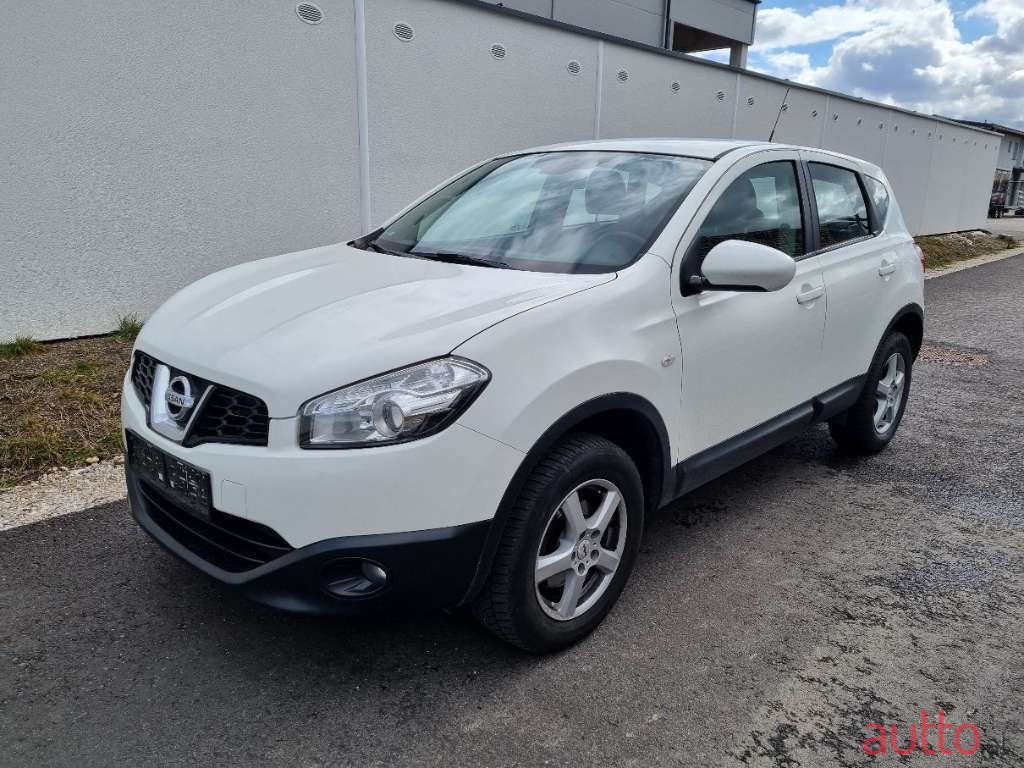 2013' Nissan Qashqai photo #2