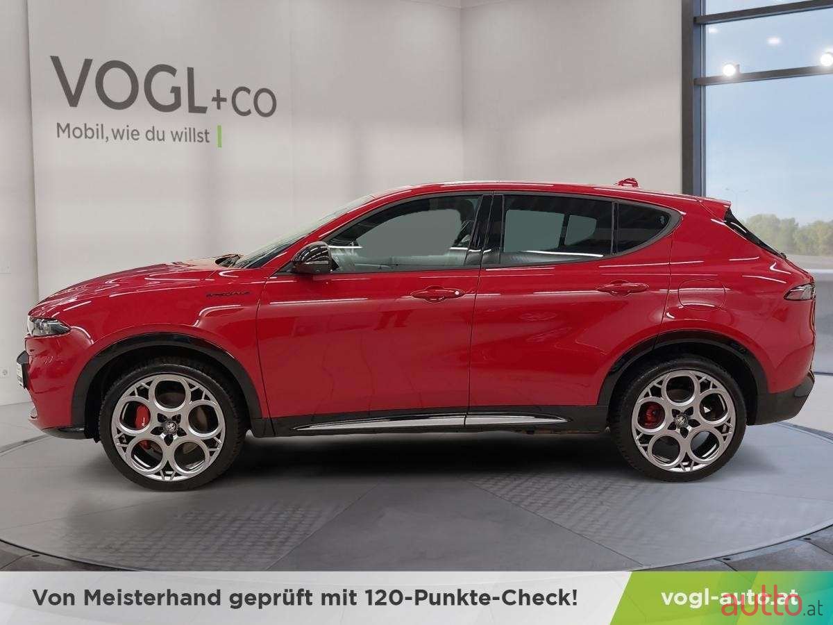 2023' Alfa Romeo Tonale photo #3