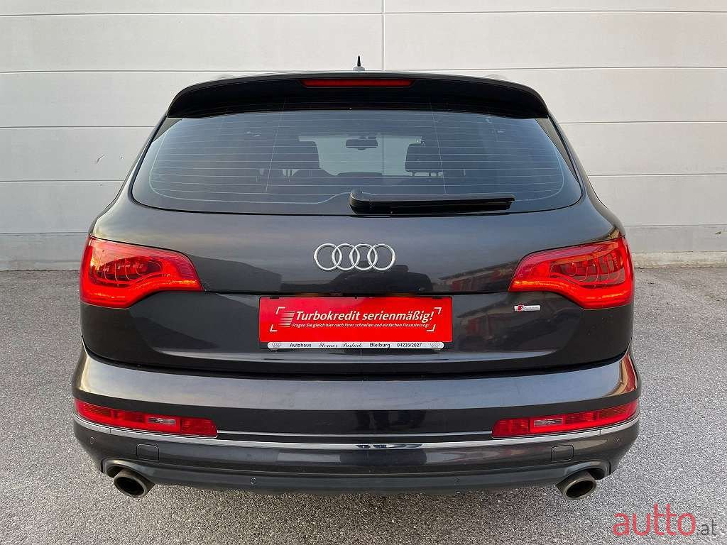 2010' Audi Q7 photo #5