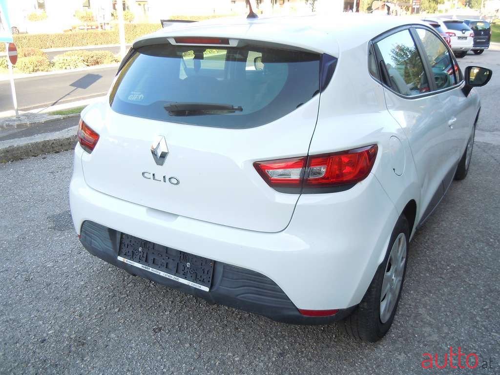 2016' Renault Clio photo #3