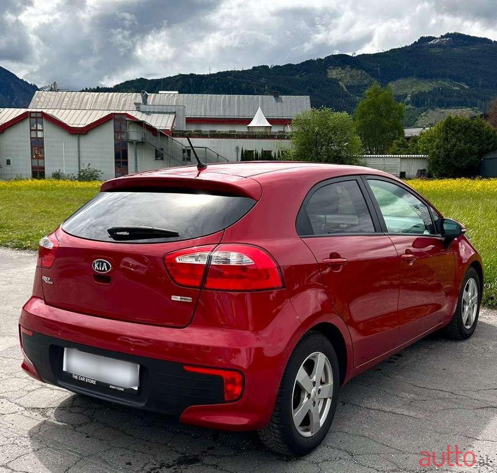 2016' Kia Rio photo #6