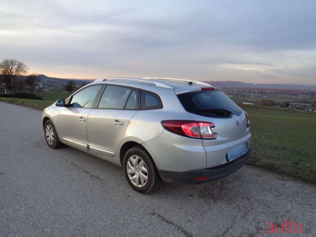 2014' Renault Megane photo #4