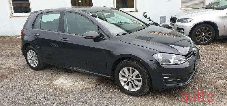 2016' Volkswagen Golf photo #1