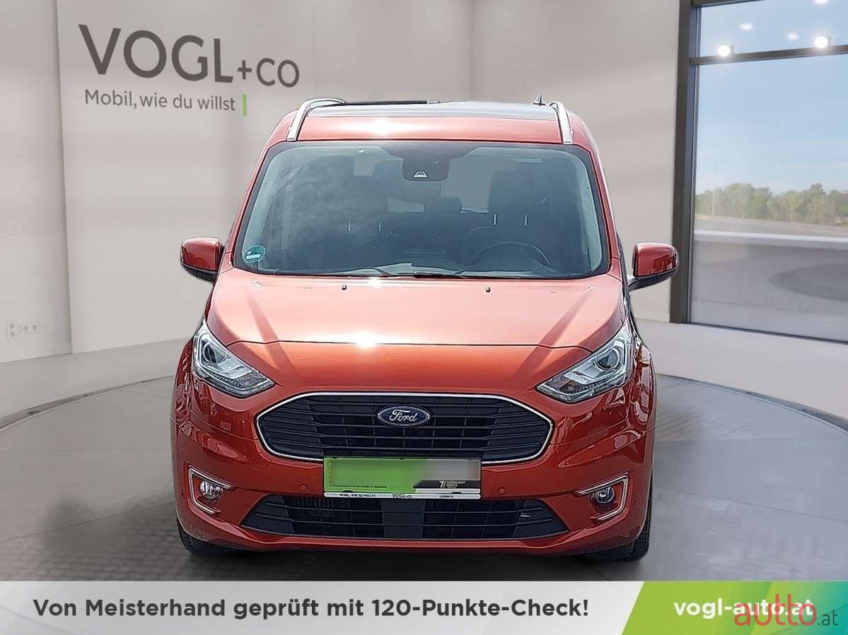 2022' Ford Tourneo photo #6