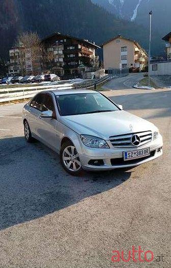 2010' Mercedes-Benz C-Klasse photo #1