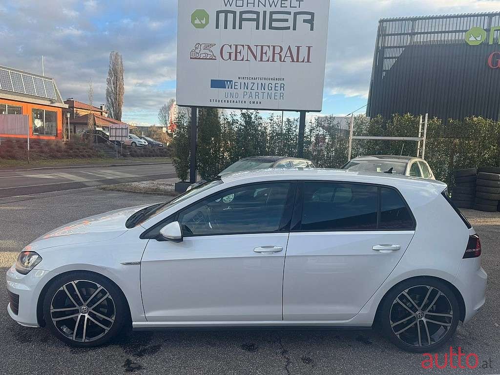 2014' Volkswagen Golf photo #3