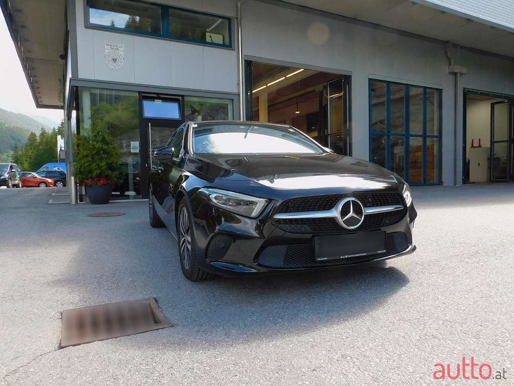 2019' Mercedes-Benz A-Klasse photo #1