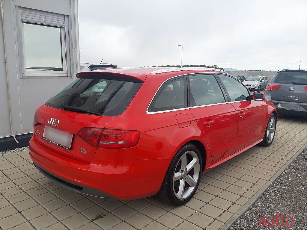 2012' Audi A4 photo #6