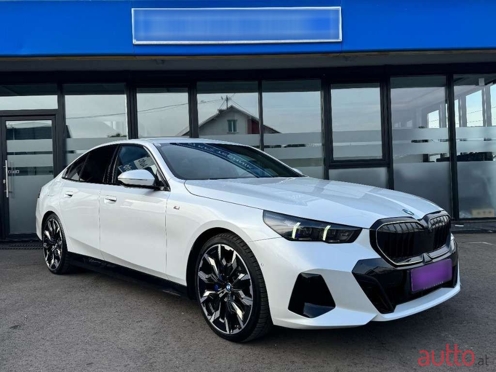 2023' BMW 5Er-Reihe photo #2