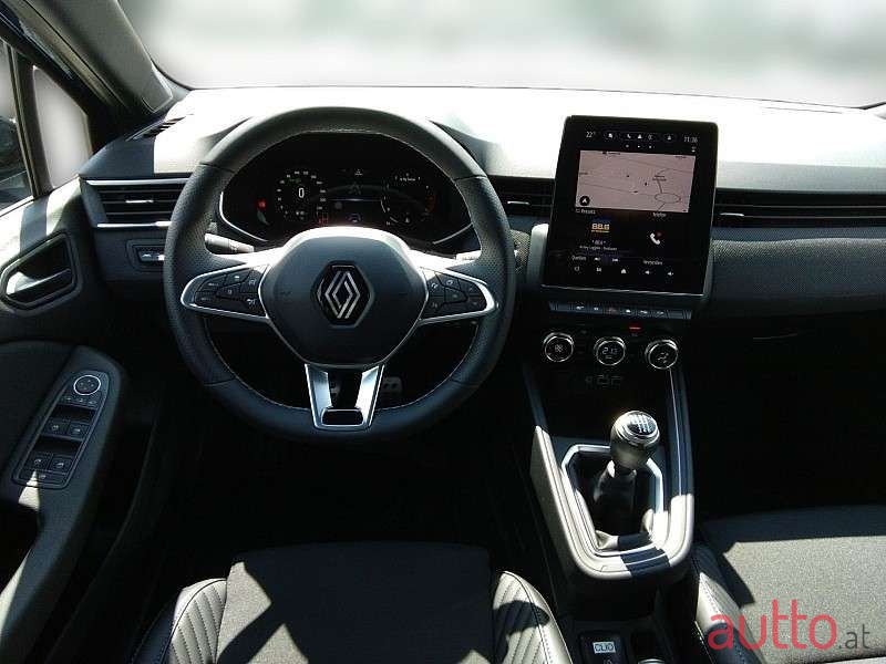 2024' Renault Clio photo #6