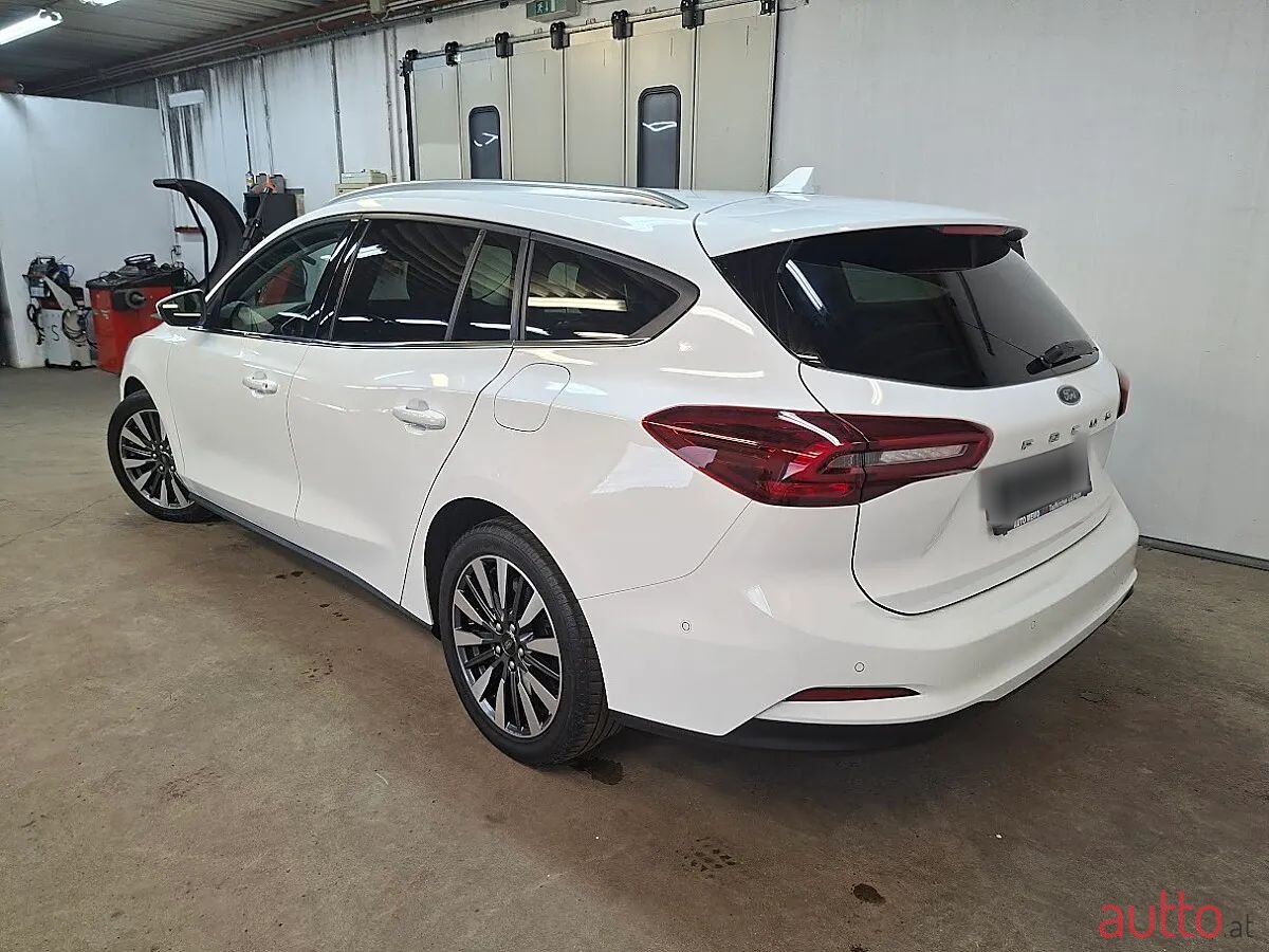 2023' Ford Focus photo #4