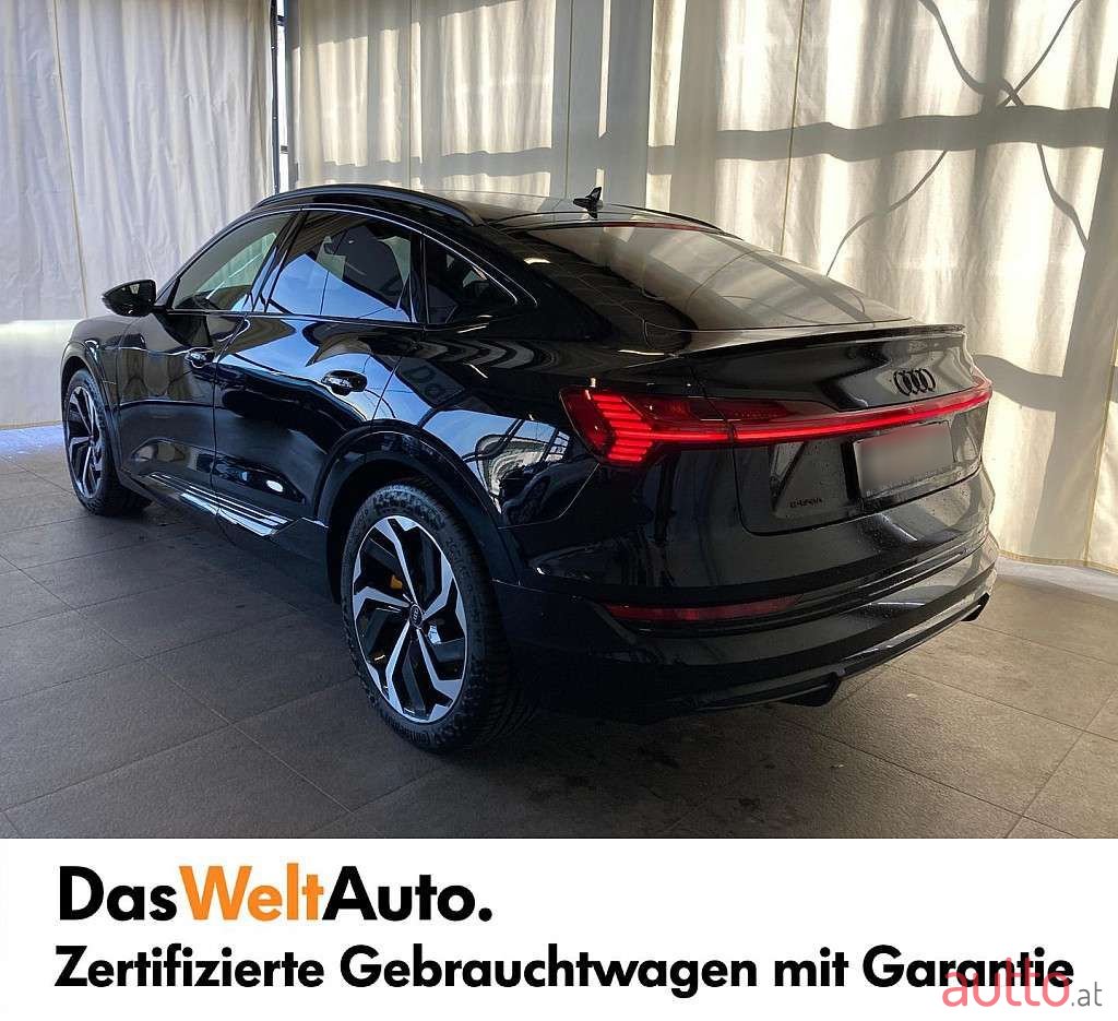 2022' Audi e-tron photo #3