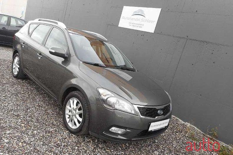 2009' Kia Ceed photo #2