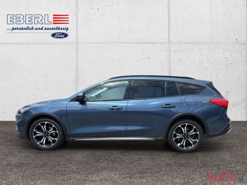 2019' Ford Focus photo #2