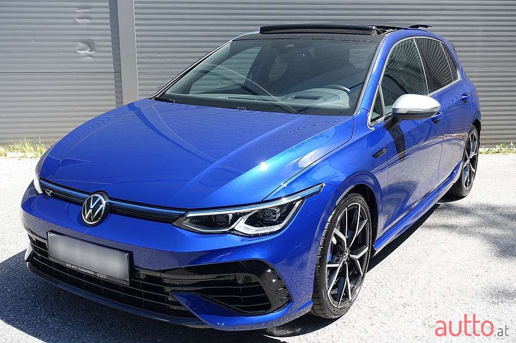 2021' Volkswagen Golf photo #2