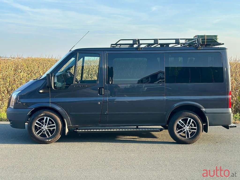 2010' Ford Transit photo #4