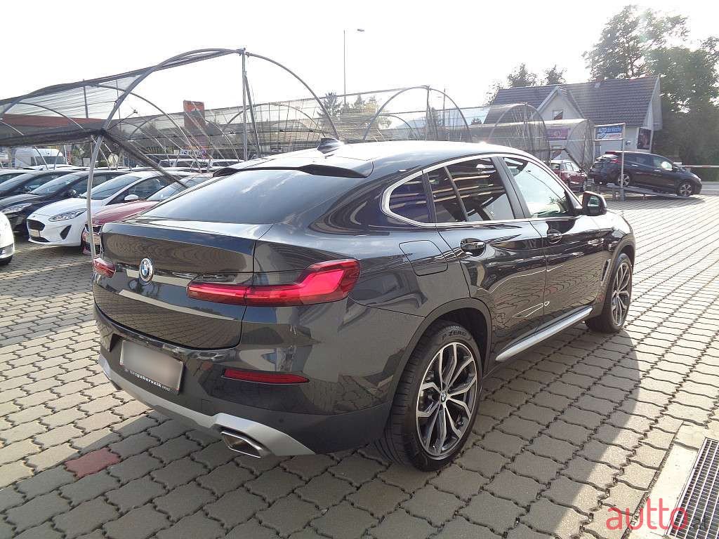 2022' BMW X4 photo #5