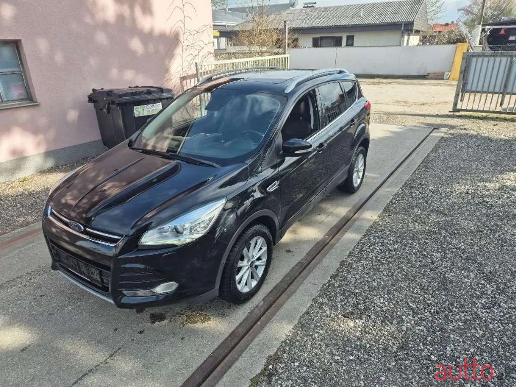 2016' Ford Kuga photo #1