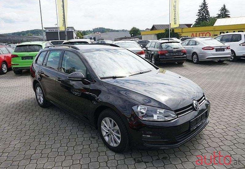 2016' Volkswagen Golf photo #1