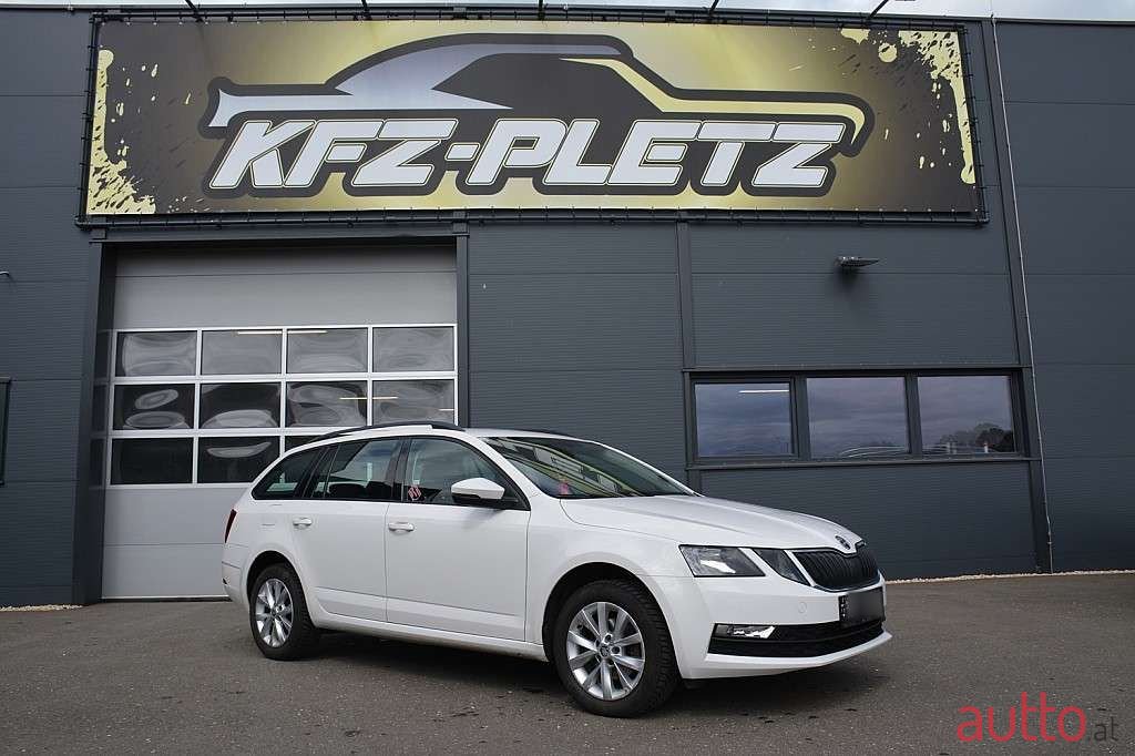 2017' Skoda Octavia photo #1