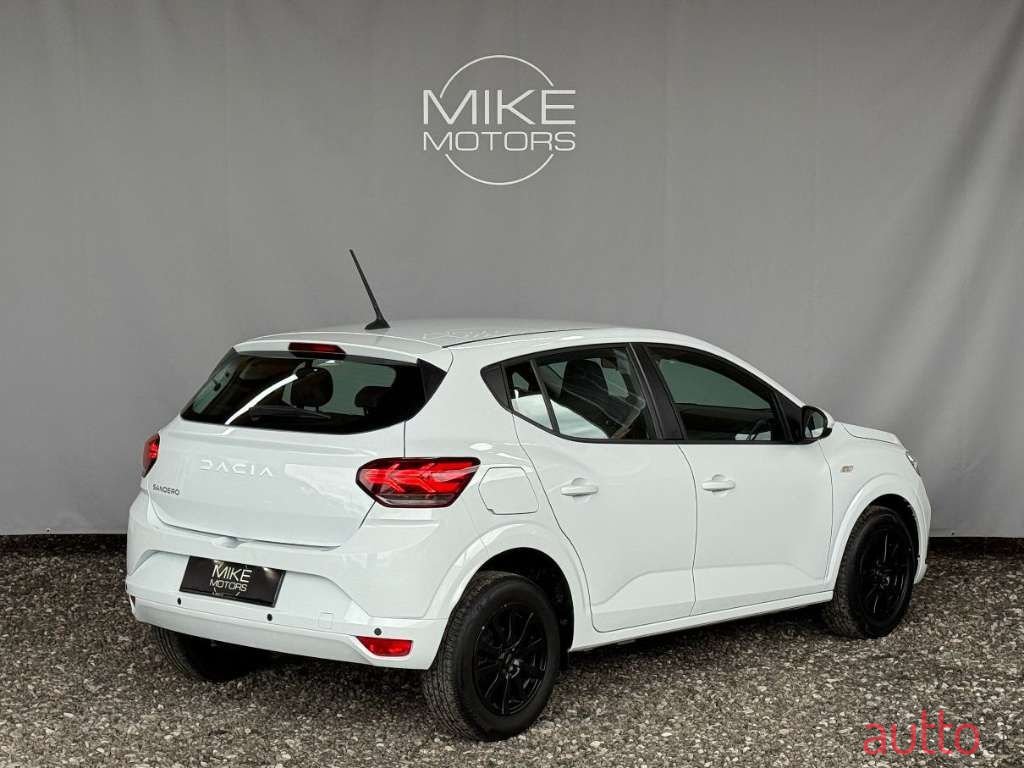 2023' Dacia Sandero photo #6