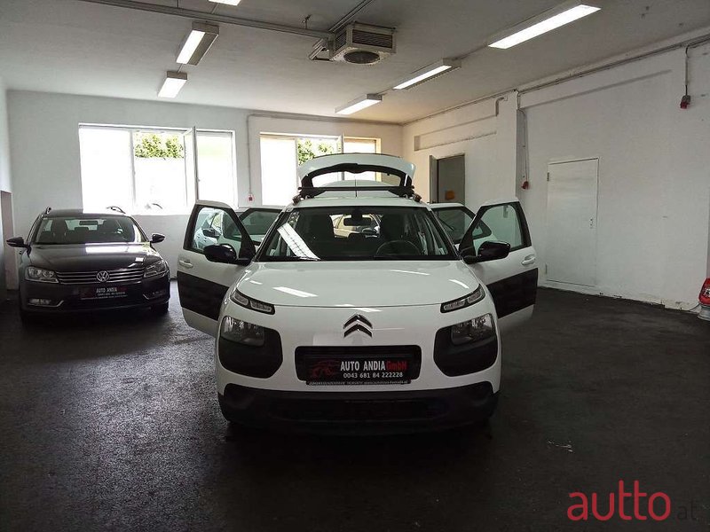 2014' Citroen C4 Cactus photo #2