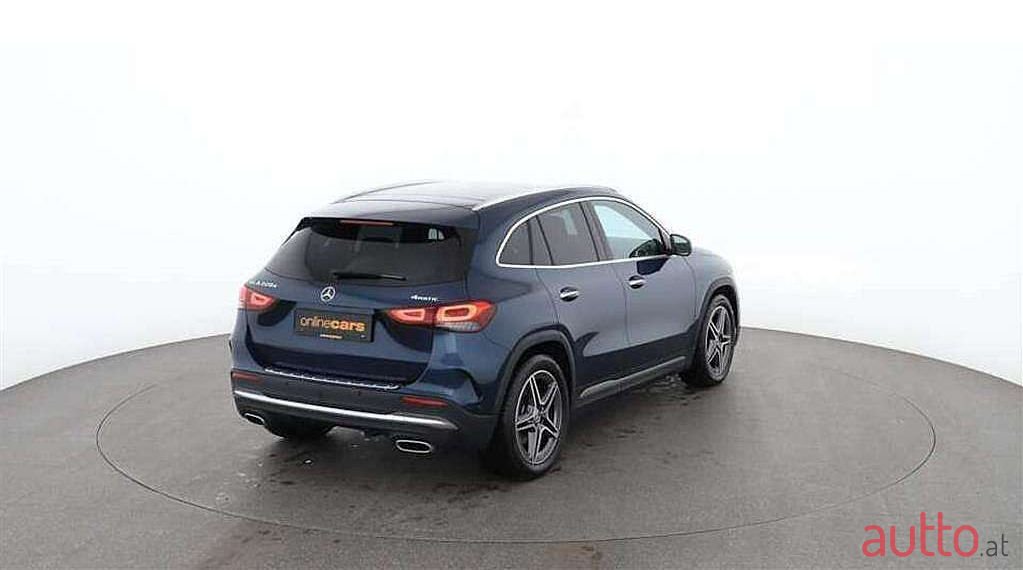 2021' Mercedes-Benz Gla-Klasse photo #2