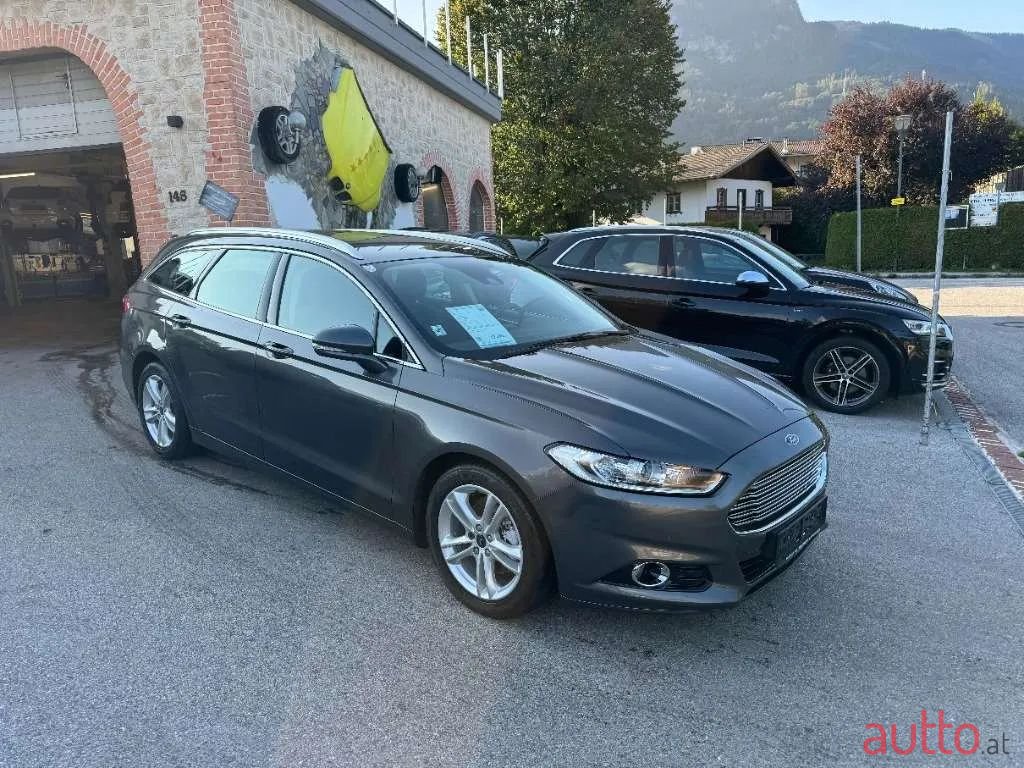 2015' Ford Mondeo photo #5
