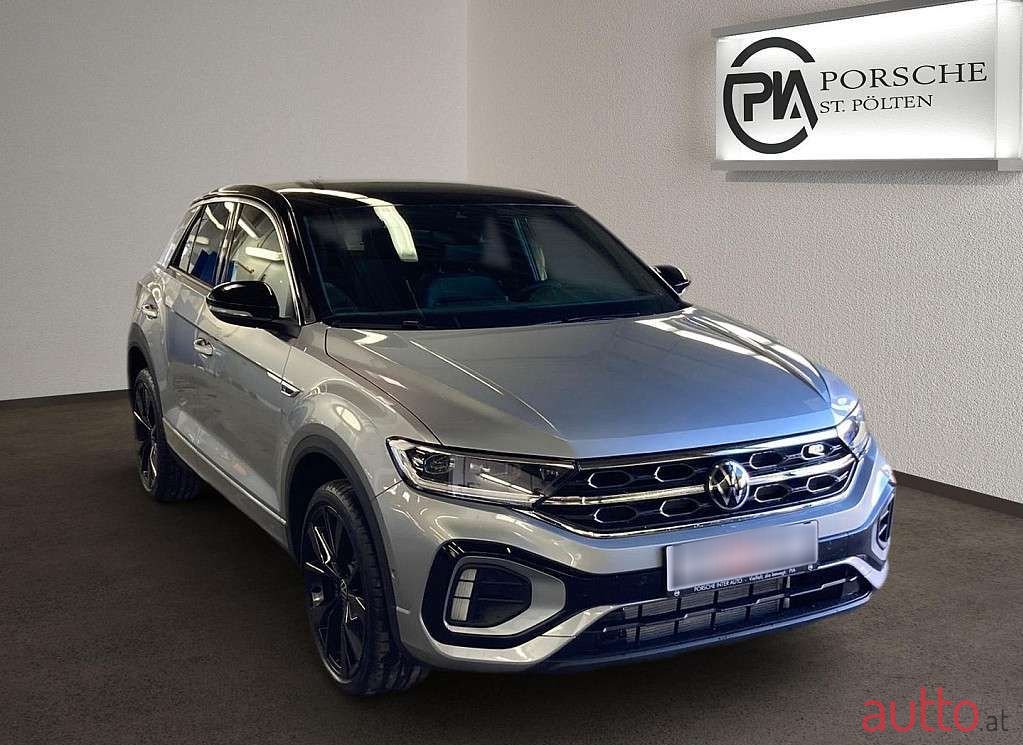 2023' Volkswagen T-Roc photo #4