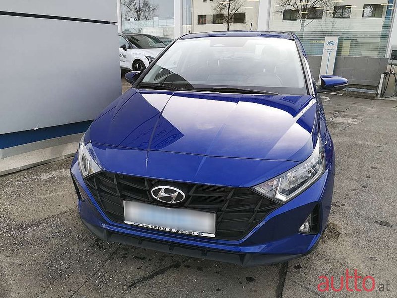 2021' Hyundai i20 photo #3