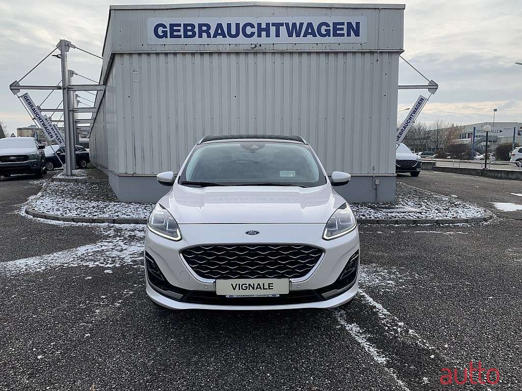 2022' Ford Kuga photo #1