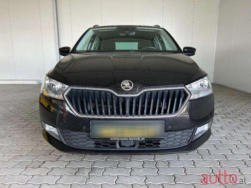 2021' Skoda Fabia photo #2