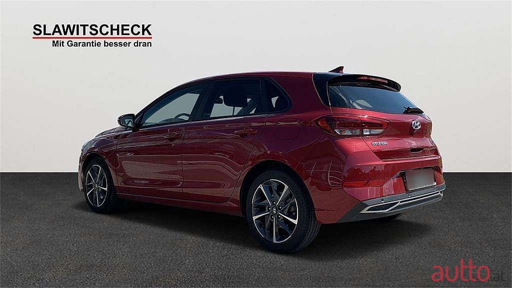 2022' Hyundai i30 photo #3