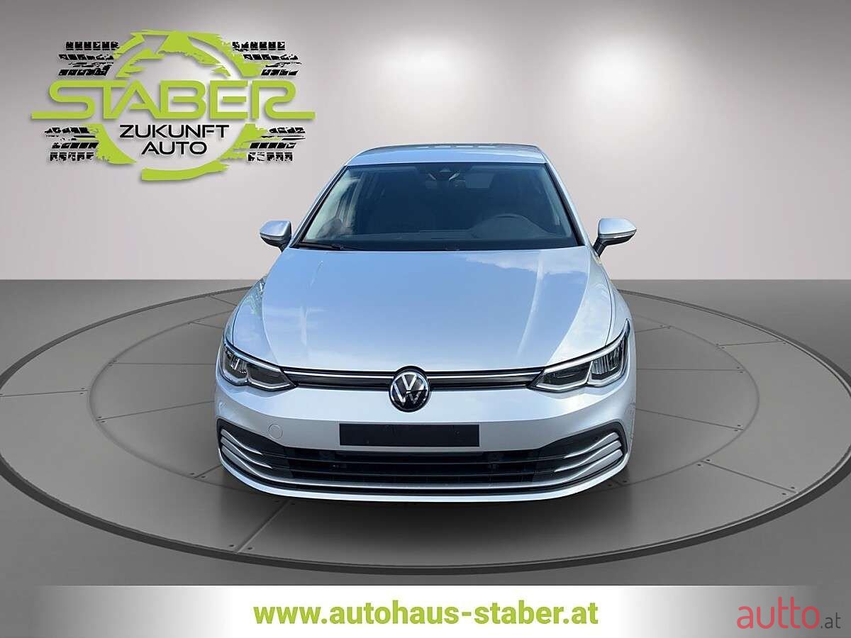 2024' Volkswagen Golf photo #2