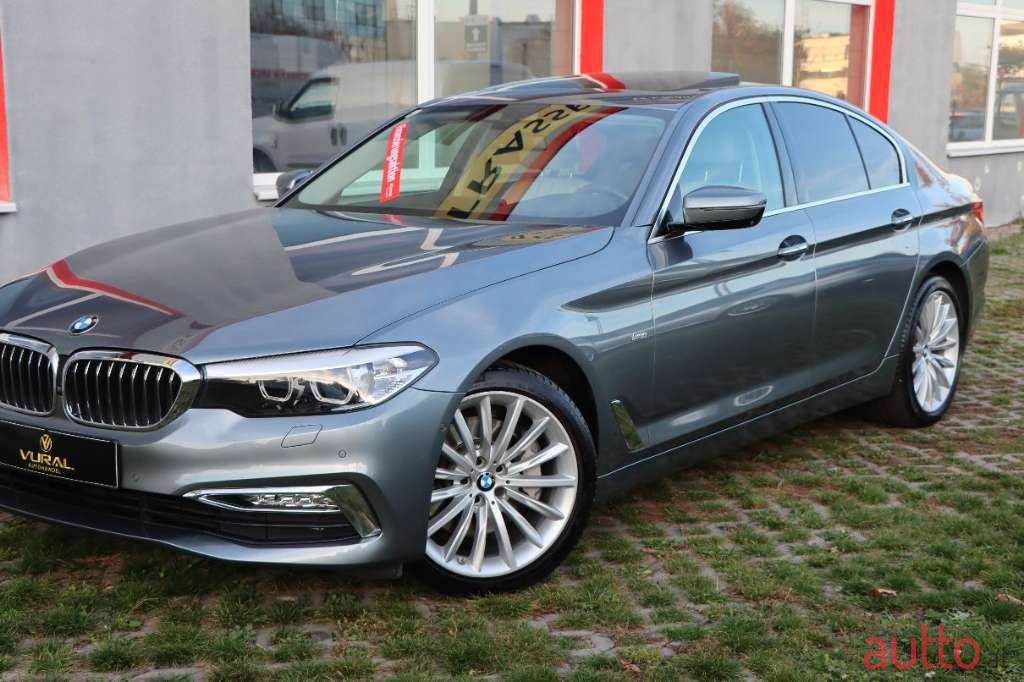 2017' BMW 5Er-Reihe photo #2