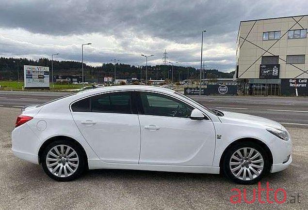 2012' Opel Insignia photo #1