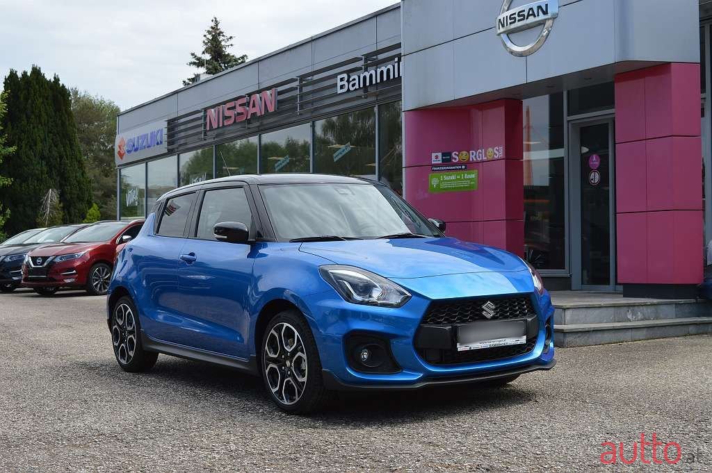 2023' Suzuki Swift photo #1
